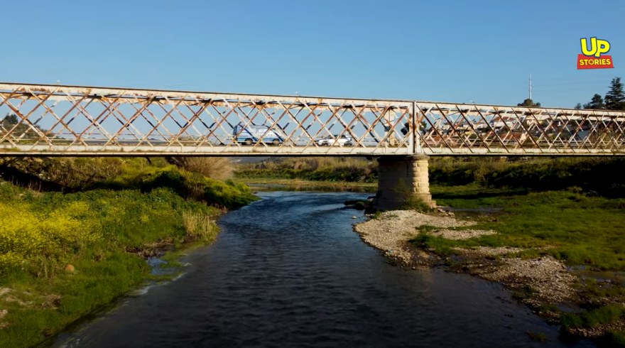 Λακωνία: Η απαγορευμένη εδώ και 21 χρόνια, «σάπια» γέφυρα του Ευρώτα από ψηλά - Δείτε βίντεο