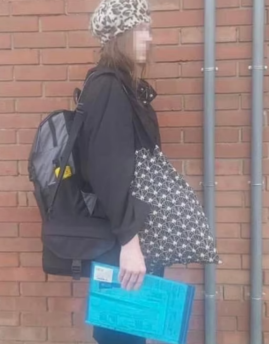 Πόλεμος στην Ουκρανία: Έπιασαν νεαρό με... γυναικεία ρούχα στα σύνορα με τη Μολδαβία