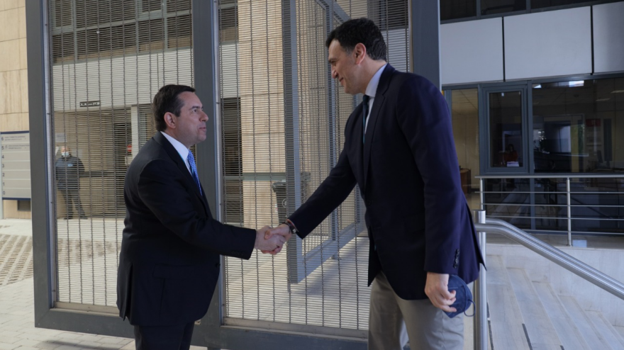 Κικίλιας - Μηταράκης: Υπέγραψαν Μνημόνιο Συνεργασίας για την προβολή πέντε νησιών του ΒΑ Αιγαίου