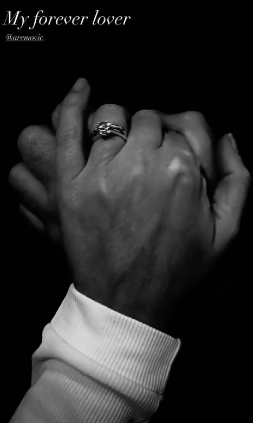 Υβόννη Μπόσνιακ: Η ερωτική εξομολόγηση στον Αντώνη Ρέμο – «Παντοτινή μου αγάπη»