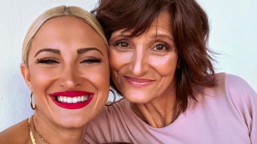 Η πρώτη δημόσια εμφάνιση της Ιωάννας Τούνη μετά τον θάνατο της μητέρας της