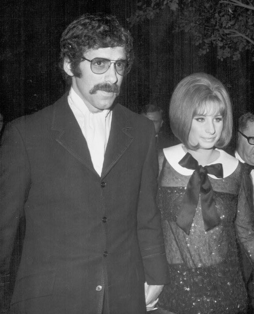 Μπάρμπαρα  Στρέιζαντ: Τα δύσκολα παιδικά χρόνια και οι εραστές που πέρασαν από τη ζωή της