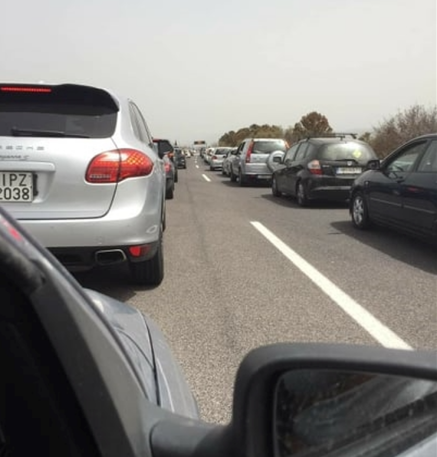 Κίνηση στους δρόμους - Πάσχα 2022: Μποτιλιάρισμα στην Αθηνών - Κορίνθου, σε επιφυλακή η Τροχαία για την επιστροφή  των εκδρομέων