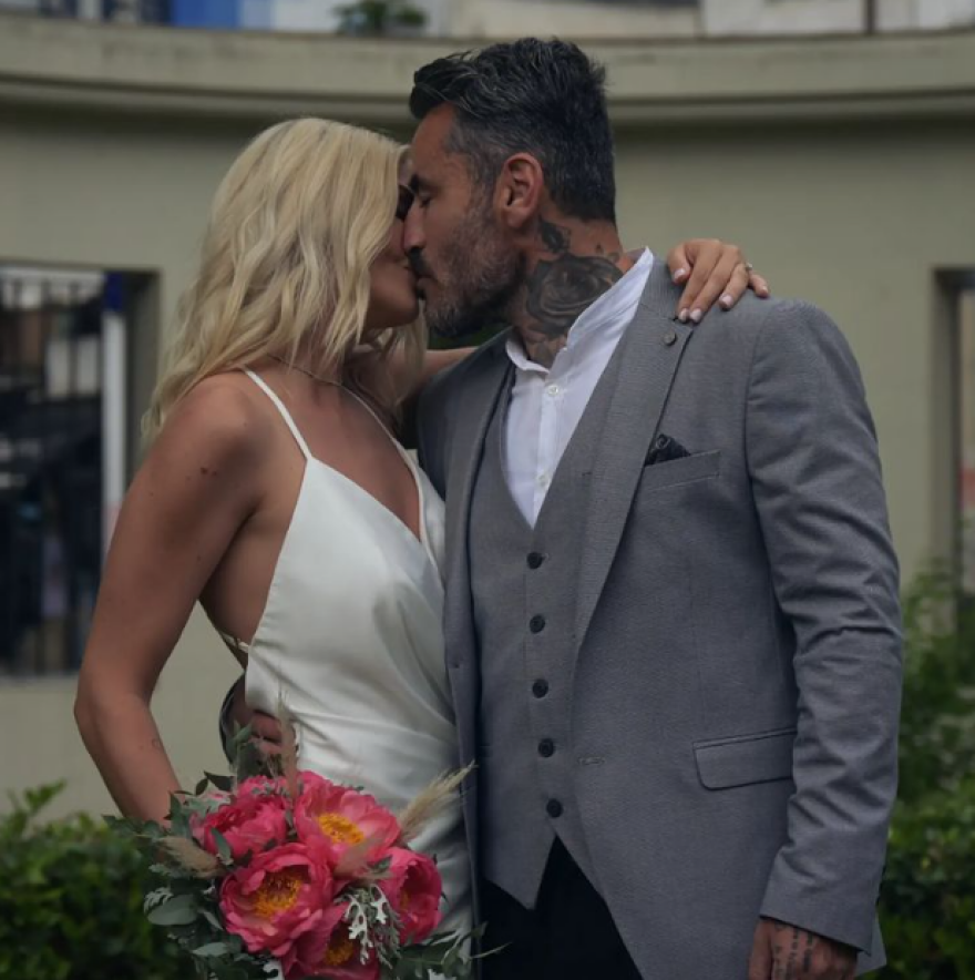 Γιώργος Μαυρίδης: Το φωτογραφικό άλμπουμ του γάμου του με την Κρίστη Καθάργια