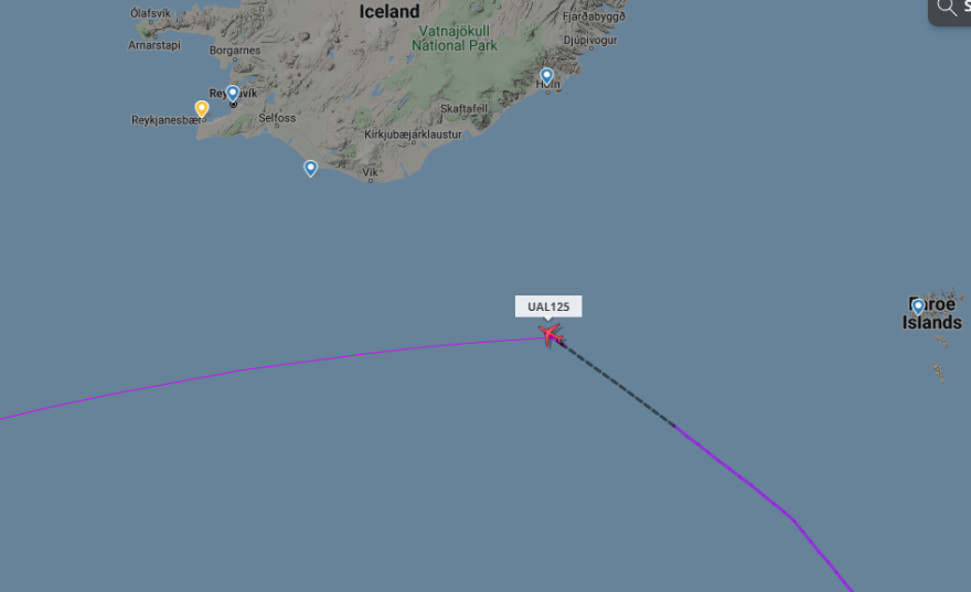 Προσγειώθηκε η πτήση της United στο Κεφλάβικ της Ισλανδίας