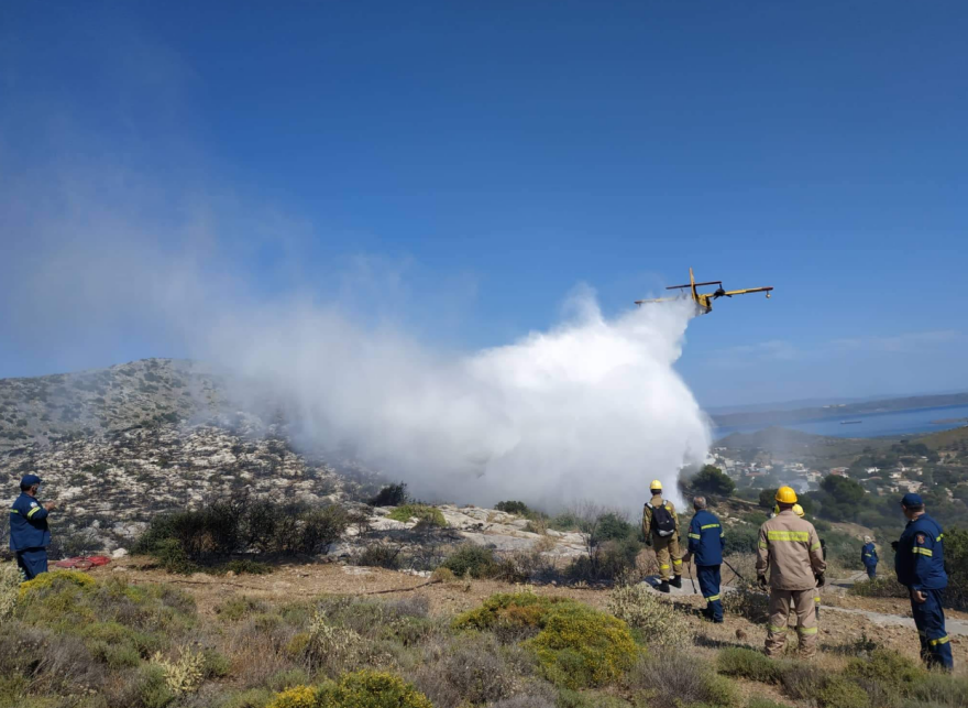 Κερατέα: Δείτε πώς έσβησαν τη φωτιά