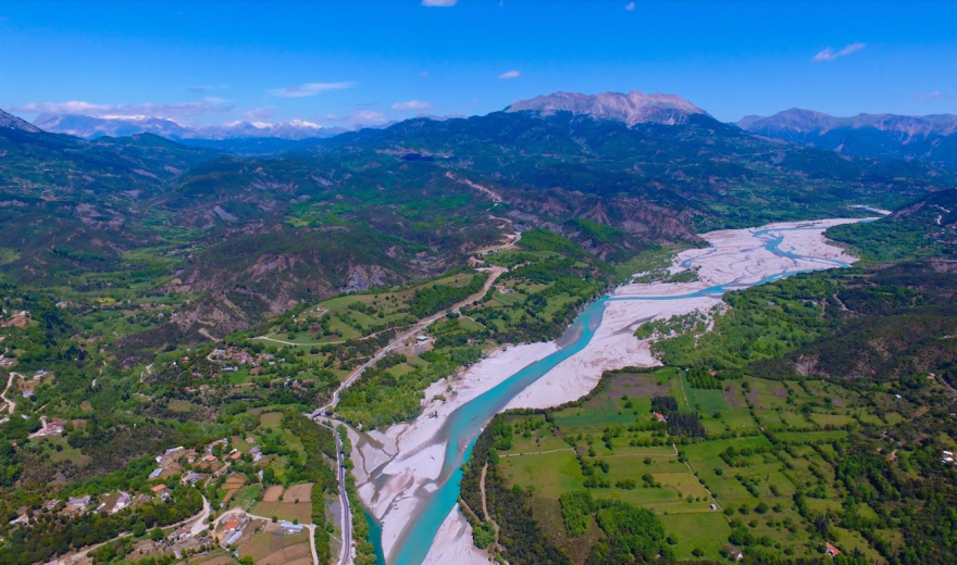 Χιλιάδες υπογραφές για την ακύρωση του υδροηλεκτρικού στην Κοιλάδα του Αχελώου