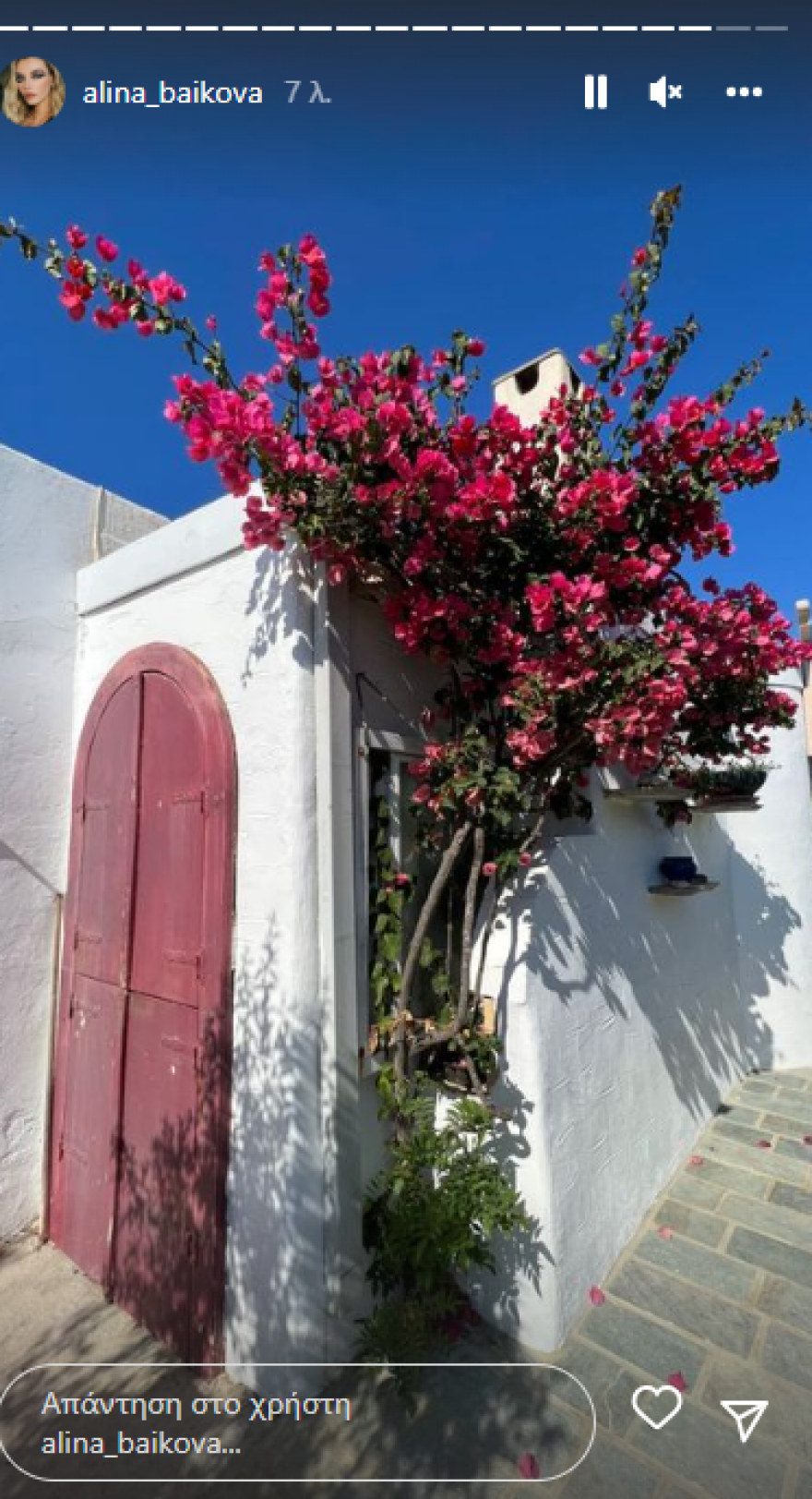 Αλίνα Μπαϊκόβα: Το διάσημο μοντέλο απολαμβάνει τις θάλασσες της Πάρου