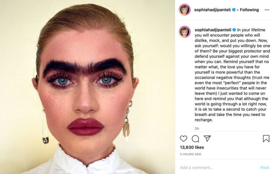 Σοφία Χατζηπαντελή: Δείτε τη πριν χρόνια χωρίς το μονόφρυδο και με ξανθά μαλλιά