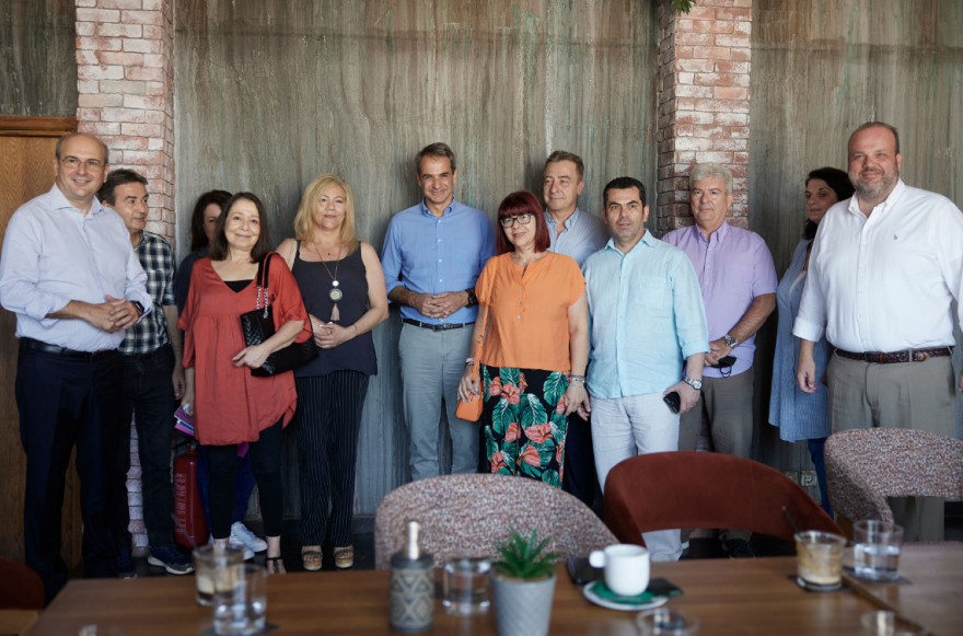 Μητσοτάκης: Εξήγγειλε 15.000 νέες θέσεις εργασίας για μακροχρόνια ανέργους άνω των 45 ετών με μισθό έως 746 ευρώ 