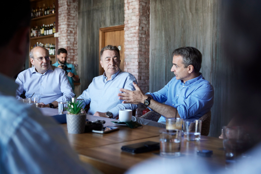 Μητσοτάκης: Εξήγγειλε 15.000 νέες θέσεις εργασίας για μακροχρόνια ανέργους άνω των 45 ετών με μισθό έως 746 ευρώ 