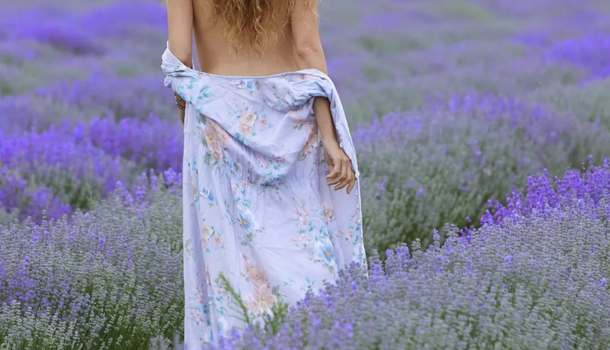  Μαρίνα Καλογήρου: Οι ημίγυμνες φωτογραφίες της στο Instagram