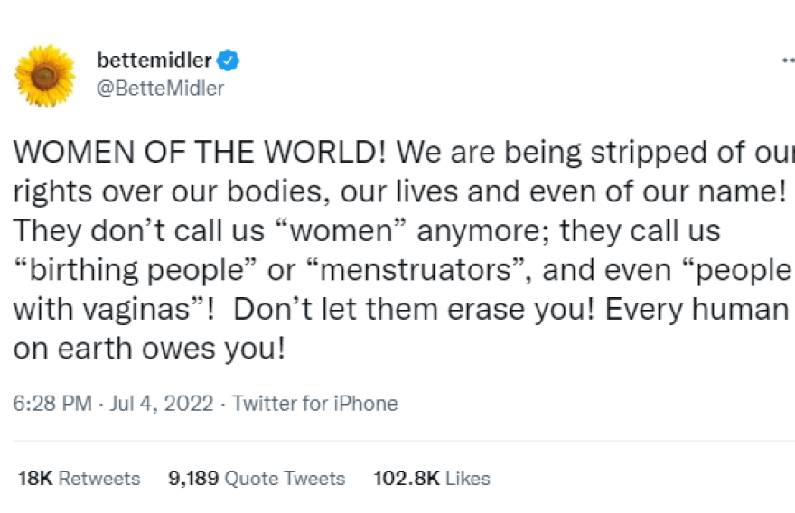 Η ανάρτηση της Μπέτι Μίντλερ που εκνεύρισε το Twitter - «Δεν μας αποκαλούν γυναίκες πια»