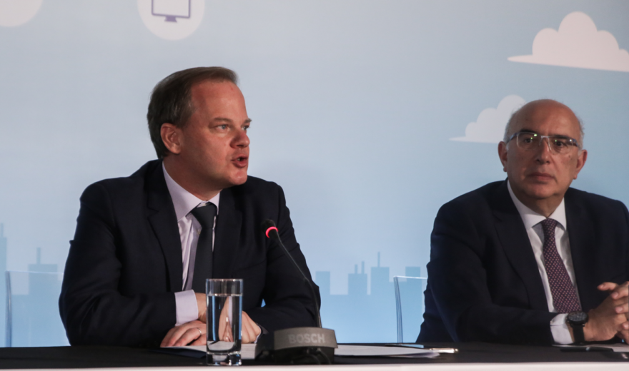 Ψηφιακή εποχή: Σε λειτουργία η ψηφιακή μεταβίβαση ΙΧ και η υπηρεσία MyAuto