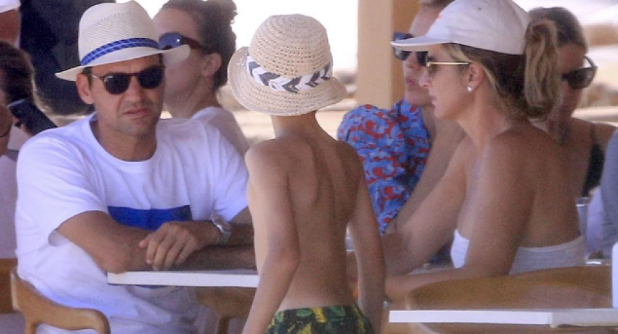 Φέντερερ: Οικογενειακές διακοπές στην Πάρο 