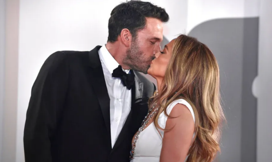 Μπεν Άφλεκ και Τζένιφερ Λόπεζ: Ενώθηκαν με τα ιερά δεσμά του γάμου