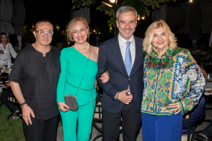 Επίδειξη μόδας από τον σχεδιαστή Μιχάλη Μανιάτη στη Θεσσαλονίκη για καλό σκοπό