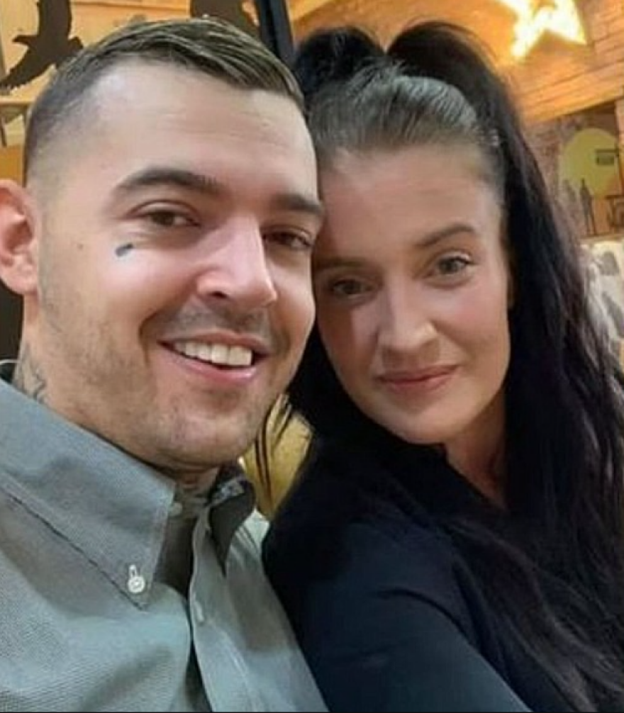 Πόλεμος στην Ουκρανία: Πώς η ιστορία του Βρετανού που «έφυγε» με την 22χρονη Ουκρανή τον... κατέστρεψε οικονομικά