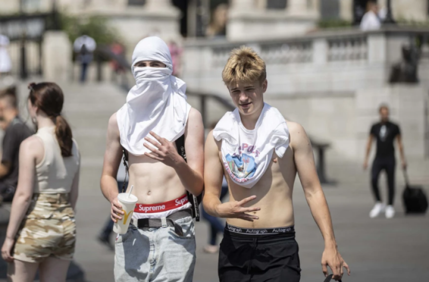 Καιρός: Ο καύσωνας θα «λιώνει» τη Δυτική Ευρώπη έως τα μέσα της επόμενης εβδομάδας