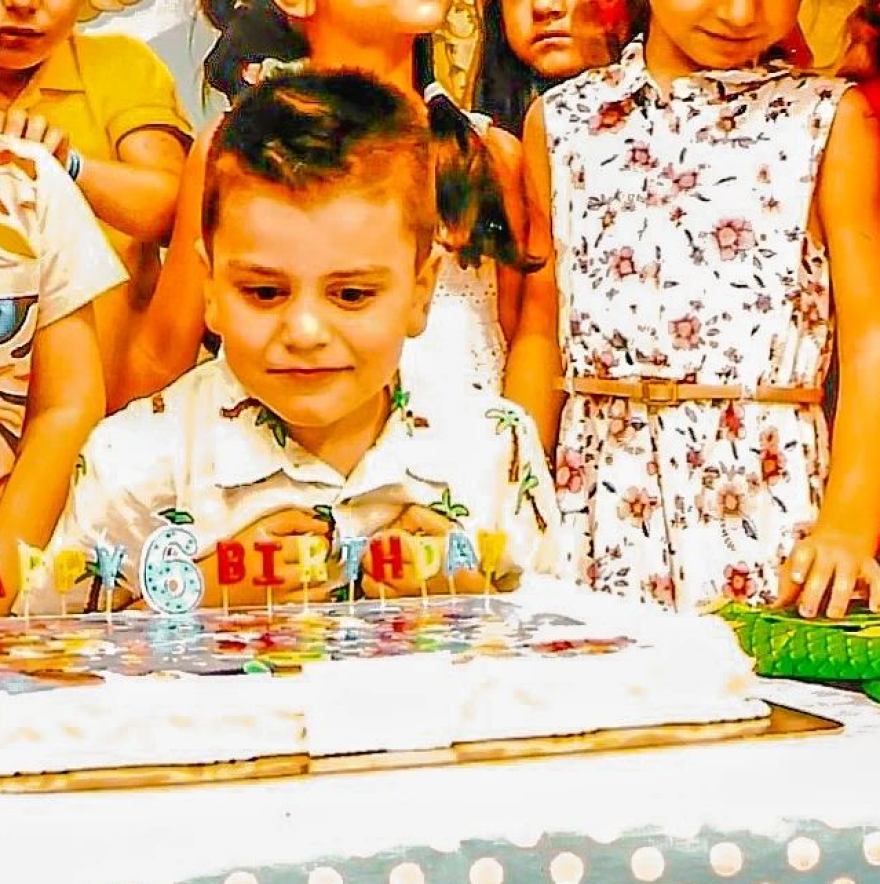 Κώστας Βουτσάς: Ο γιος του, Φοίβος, επέλεξε τον παιδότοπο που πήγαιναν μαζί για το πάρτι γενεθλίων του