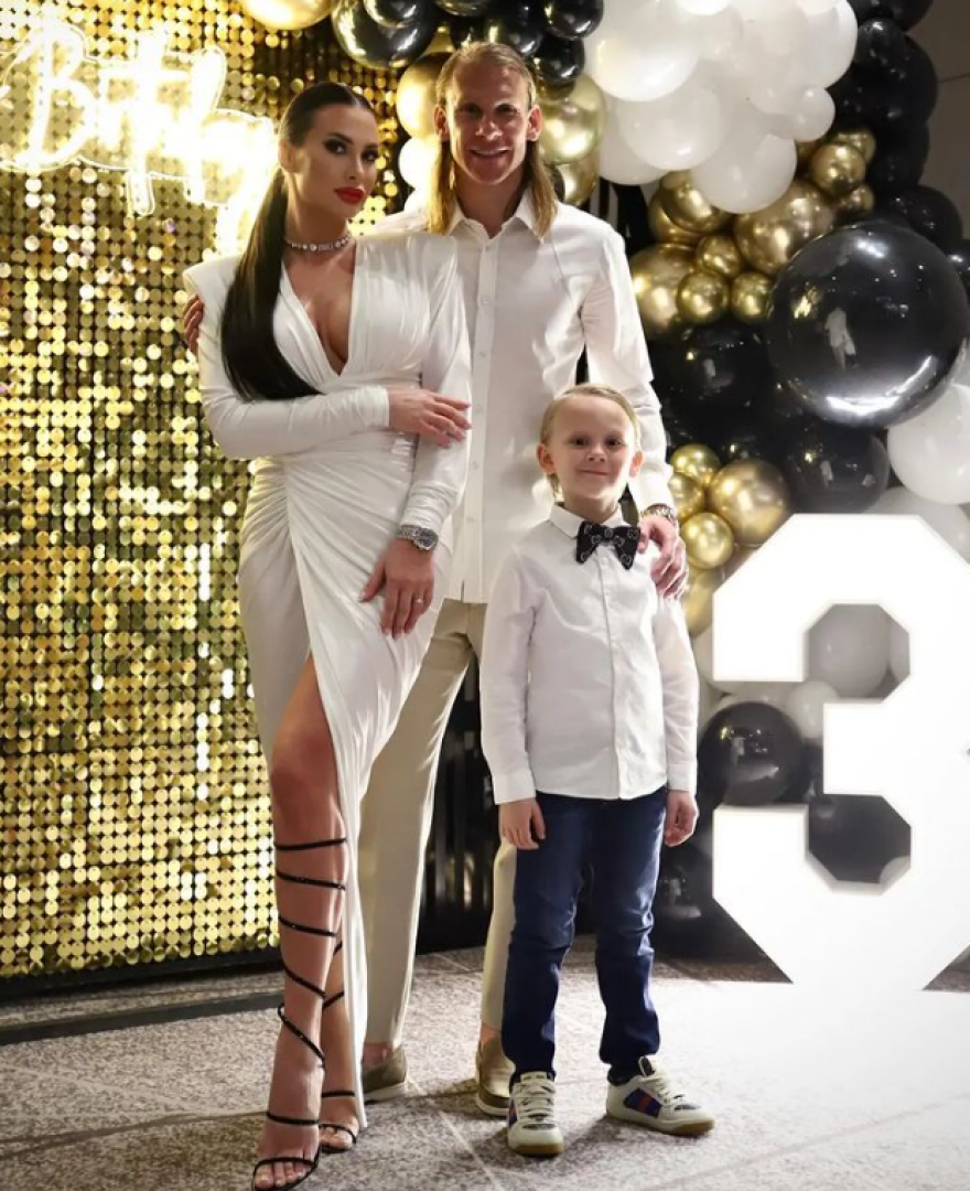 Ιβάνα Γκούγκιτς: Η καυτή σύντροφος του Βίντα 