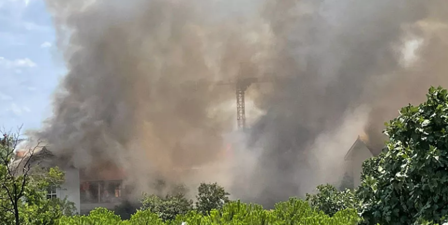 Καταστράφηκε ολοσχερώς το ελληνικό νοσοκομείο της Κωνσταντινούπολης - Βίντεο και φωτογραφίες