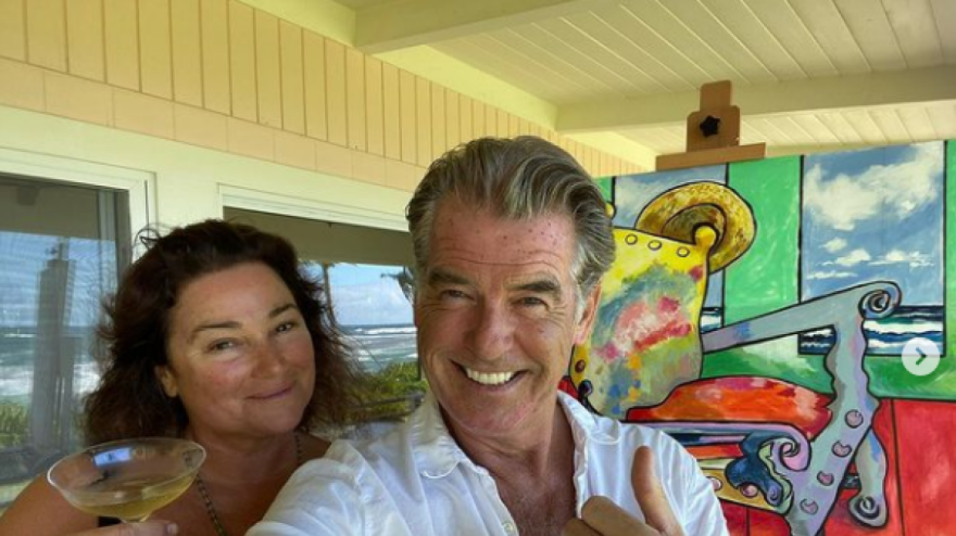 Πιρς Μπρόσναν: Γιορτάζει την 21η επέτειο του γάμου του με την Κίλι Σέι Σμιθ