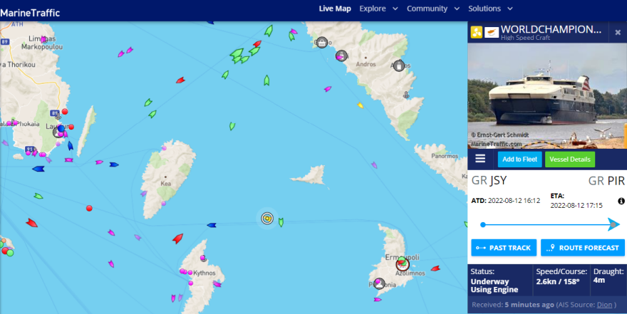 Ταλαιπωρία εν πλω - Με μειωμένη ταχύτητα επιστρέφει από τις Κυκλάδες στον Πειραιά το World Champion Jet