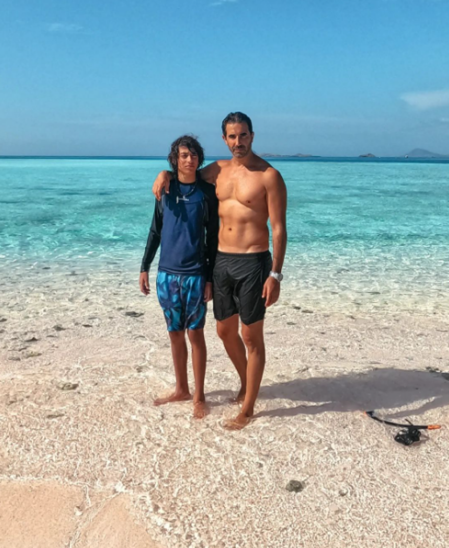 Μαρίνα Βερνίκου - Μίλτος Καμπουρίδης: Οικογενειακές διακοπές στην Ινδονησία