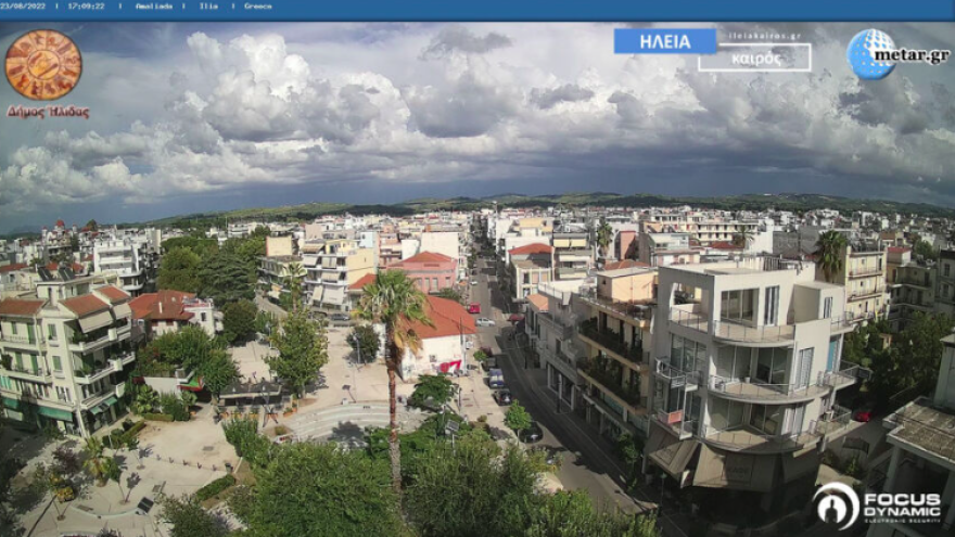 Ισχυρές καταιγίδες έπληξαν την Αττική - 40 χιλιοστά βροχής σε μόλις μία ώρα και πάνω από 2.500 κεραυνοί