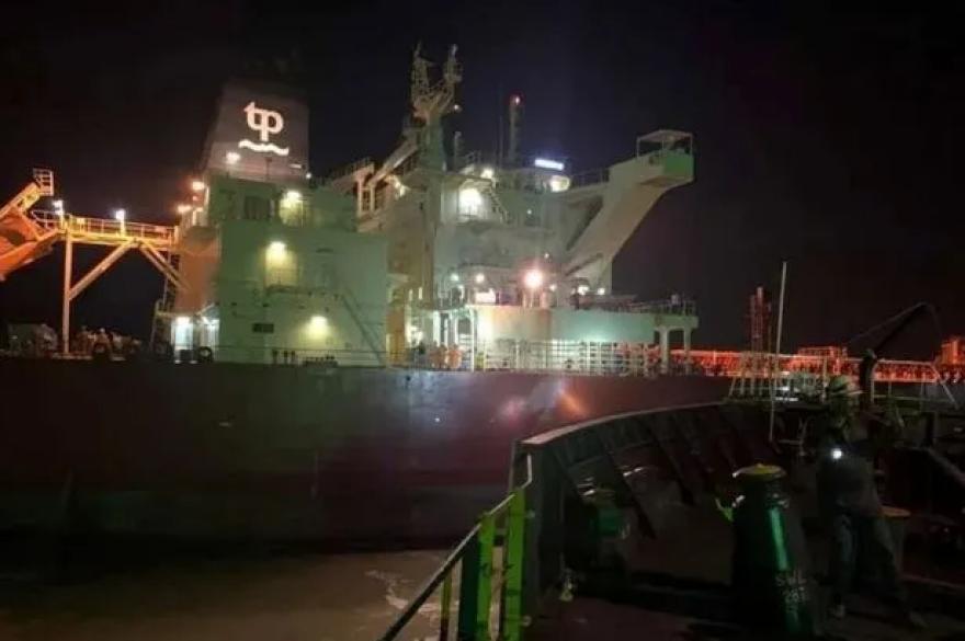 Αίγυπτος: Πλοίο προσάραξε στη Διώρυγα του Σουέζ