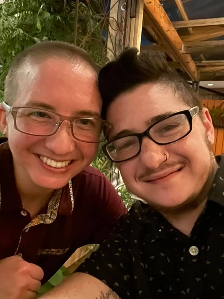 Σε ηλικία μόλις 10 ετών, η Νοέλα υπερασπίζεται τα διεμφυλικά παιδιά