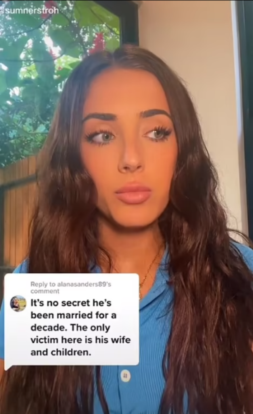 Άνταμ Λεβίν: O τραγουδιστής των Maroon 5 και η σύζυγός του χαμογελαστοί μετά τις κατηγορίες για το... παράνομο ειδύλλιο