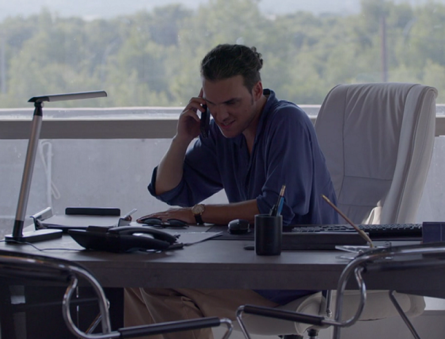 Γλυκάνισος: Ο Μενέλαος μαθαίνει την αλήθεια για την κόρη του