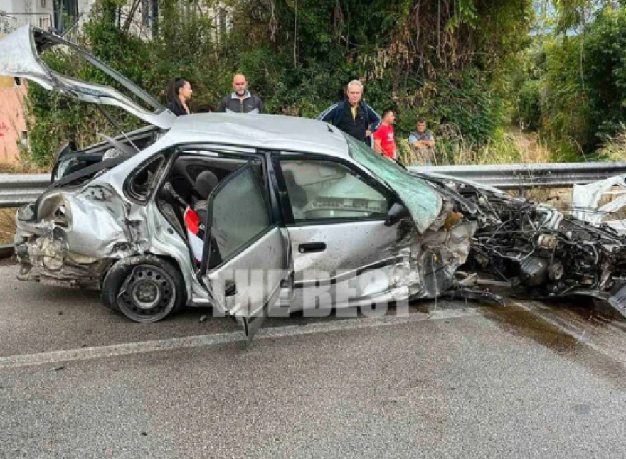 Νεκρό ένα ζευγάρι στο τροχαίο στην Πατρών-Πύργου - Δείτε φωτογραφίες