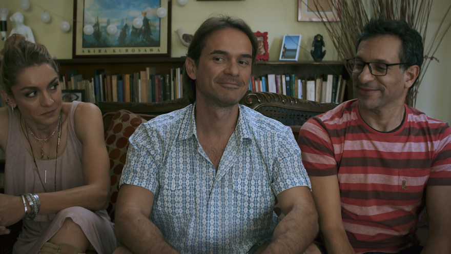 «Αόρατοι»: Μια επικίνδυνα σοβαρή κωμωδία «δια χειρός» COSMOTE TV 