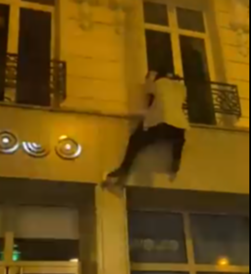 Ενεργειακή κρίση: Αθλητές παρκούρ σβήνουν τα φώτα τη νύχτα στο Παρίσι - Δείτε βίντεο και φωτογραφίες