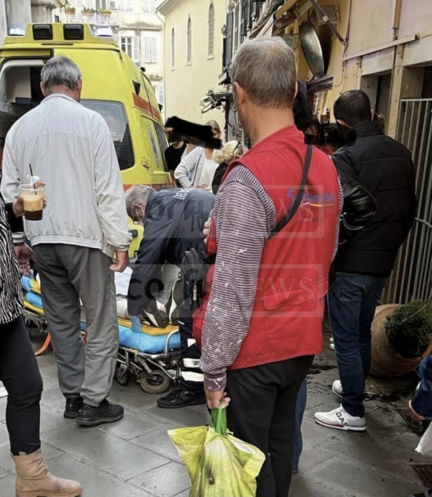 Κέρκυρα: Λύθηκε το χειρόφρενο και τραυμάτισε δύο άτομα έξω από σχολείο (φωτογραφίες)