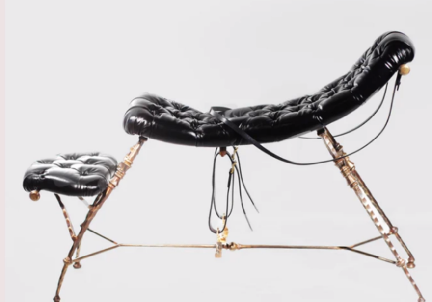 Γκουίνεθ Πάλτροου: Ετοίμασε λίστα με... «πονηρά» χριστουγεννιάτικα δώρα 