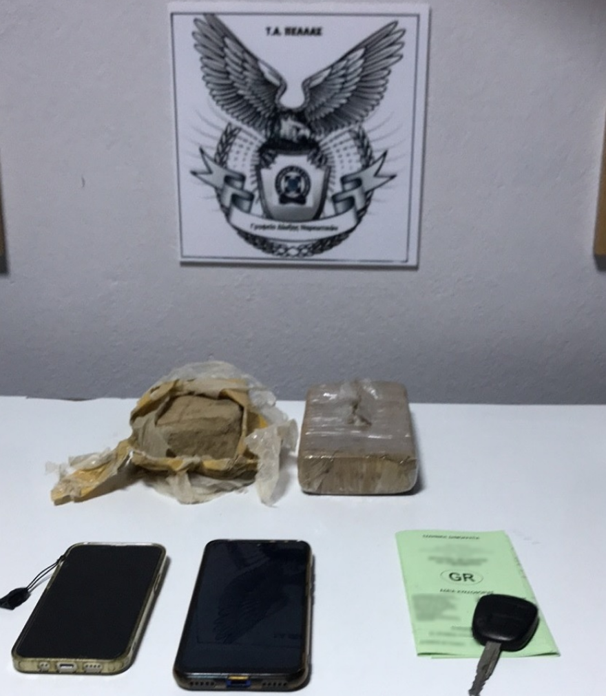 Πέλλα: Έκρυβαν σχεδόν ένα κιλό ηρωίνης στην καπνοδόχο και σε θάμνους 