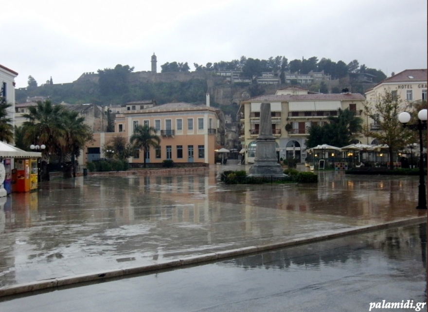 Καιρός - Κακοκαιρία Άριελ: Ισχυρή καταιγίδα στην Αττική - Προβλήματα στους δρόμους - Σύσκεψη στην Πολιτική Προστασία
