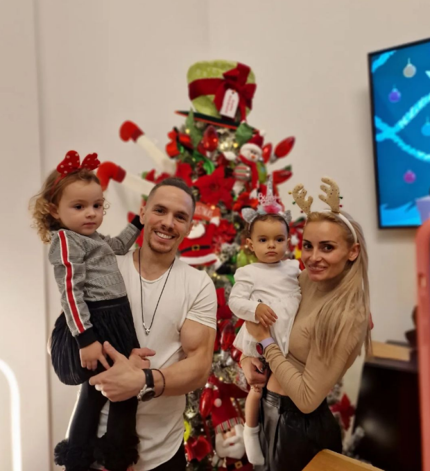 Λευτέρης Πετρούνιας και Βασιλική Μιλλούση γιορτάζουν τα γενέθλια της κόρης τους - Δείτε φωτογραφίες