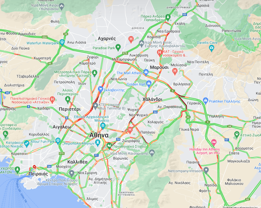 Κίνηση στους δρόμους: Μεγάλες ουρές στoν Κηφισό μετά από τροχαίο ατύχημα