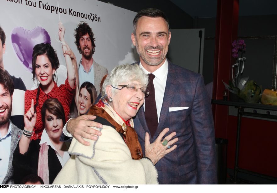 Έφη Παπαθεοδώρου: «Δυστυχώς έχουμε χαθεί με την παρέα του Παρά Πέντε»