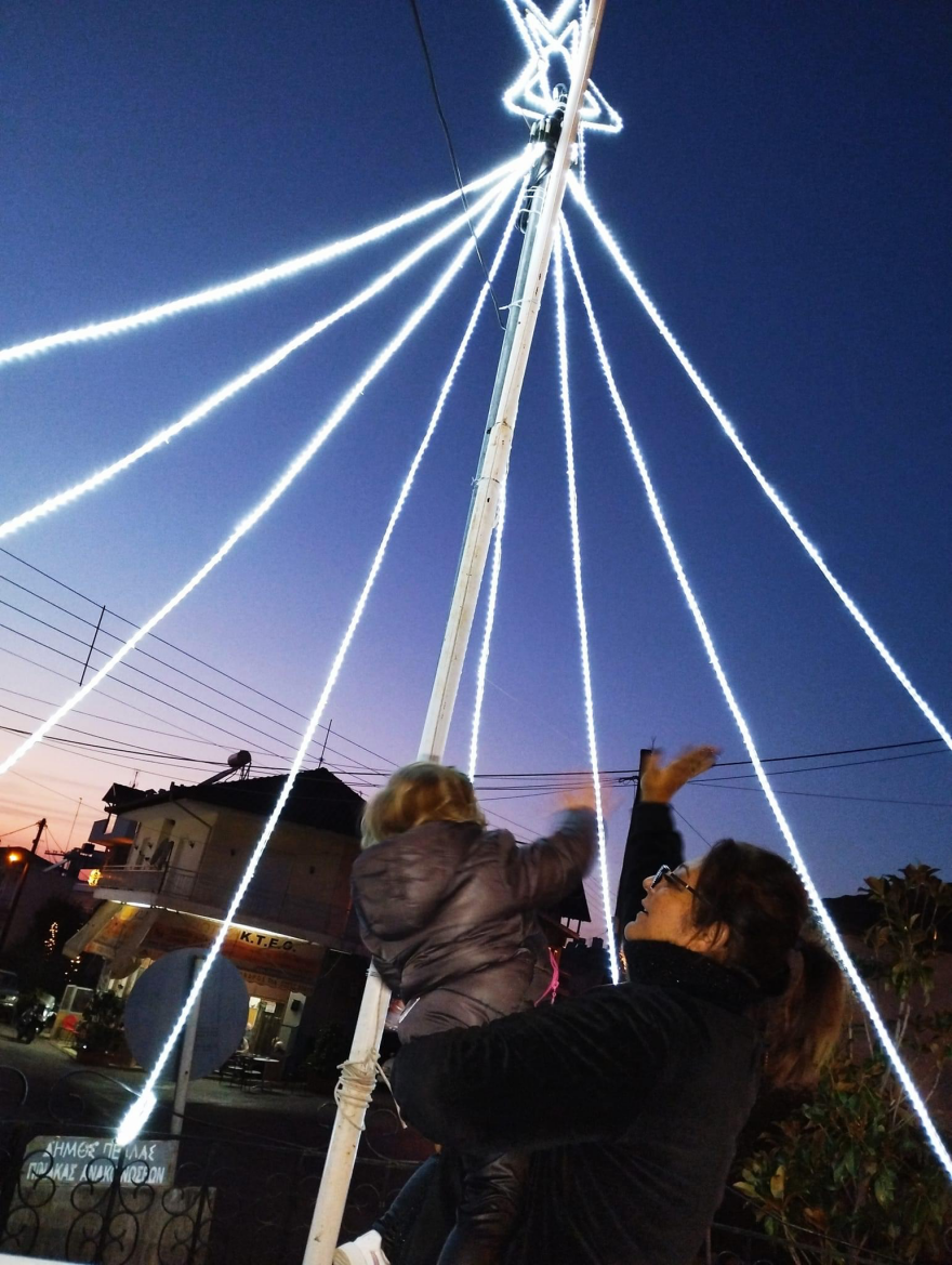 Λίνα Κοεμτζή: Ας είναι η τελευταία που «έφυγε», λέει η μητέρα της κρατώντας αγκαλιά την εγγονή της