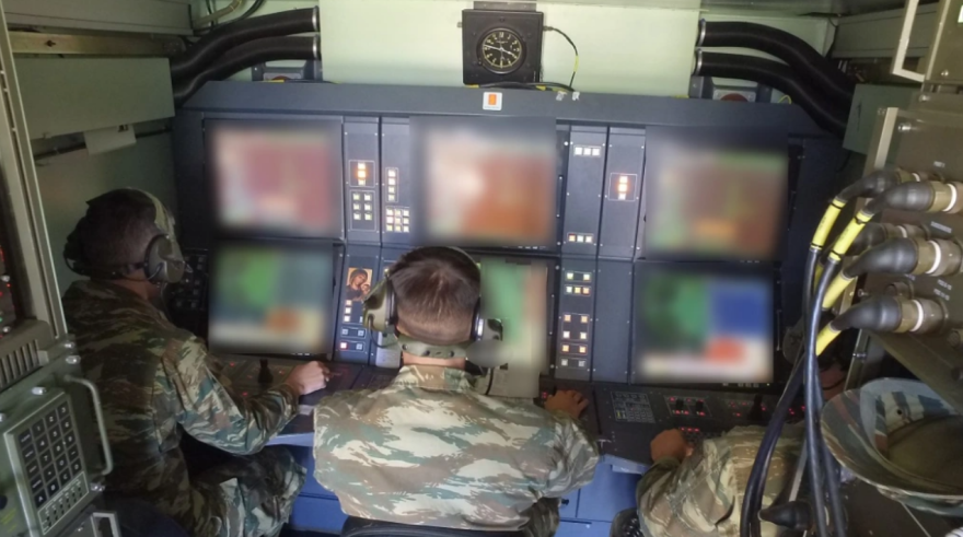 Ελληνοτουρκικά: «Κλεφτοπόλεμος» στο Αιγαίο με αλιευτικά και Λιμενικό