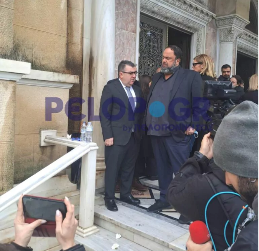 Παναγιώτης Τζένος: Το τελευταίο αντίο στην Πάτρα - Θλίψη στην κηδεία του (φωτογραφίες & βίντεο)