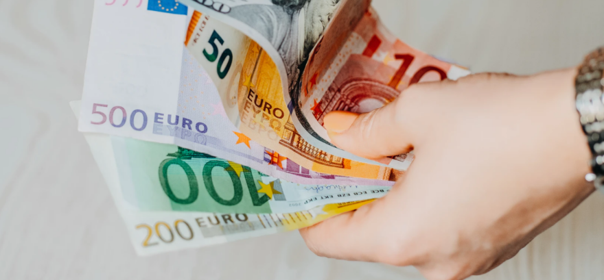 Κατώτατος μισθός: Θα ανακοινωθεί το πρώτο δεκαήμερο του  Μαρτίου - Ποιο είναι το νέο χρονοδιάγραμμα