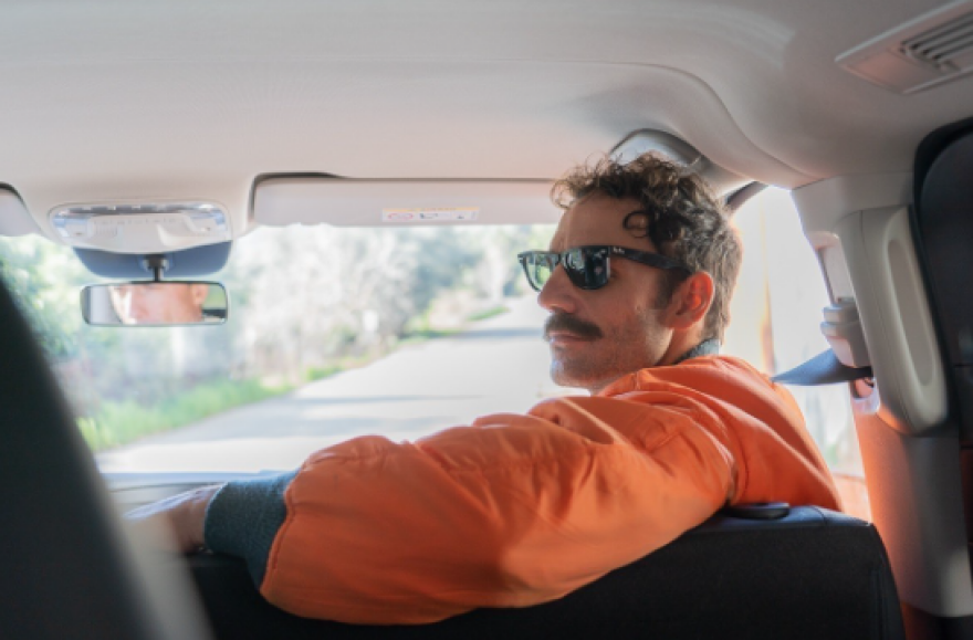 Αντώνης Τσαπατάκης: Ο Παραολυμπιονίκης μάς ξεναγεί στην Κρήτη σε ένα πρωτότυπο roadtrip (pics)