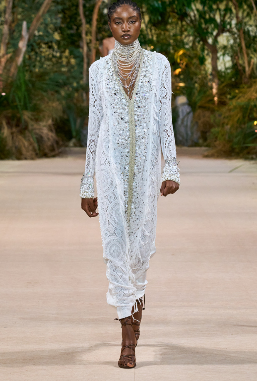 Η νέα couture συλλογή της Σίλιας Κριθαριώτη με έμπνευση από την Αφρική - Διάσημες παρουσίες στο Παρίσι